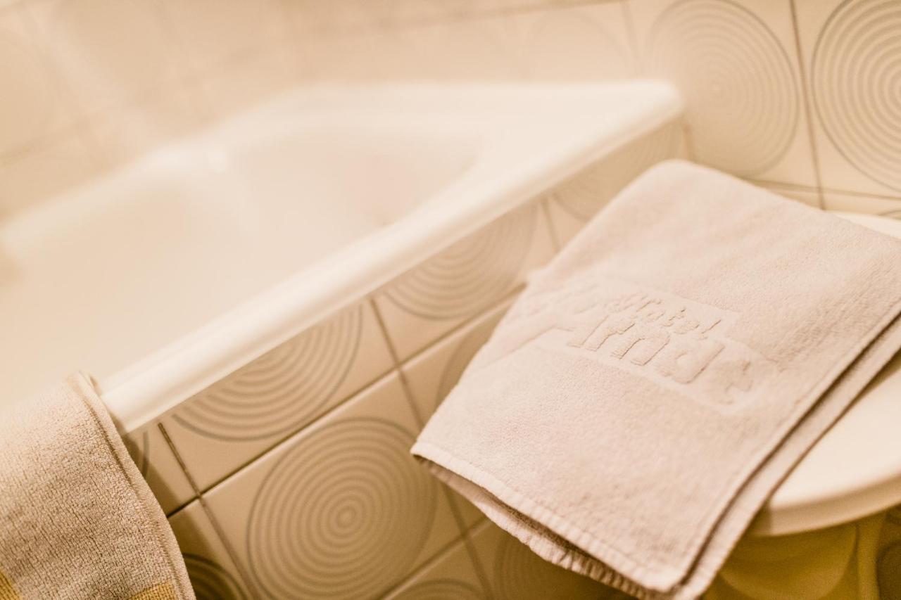 Hotel Arndt แตร์เมโน ภายนอก รูปภาพ